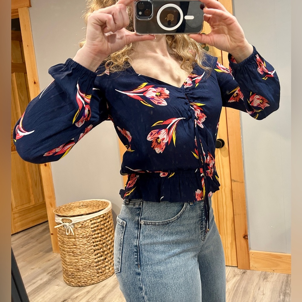 Express Navy Floral Women's Blouse